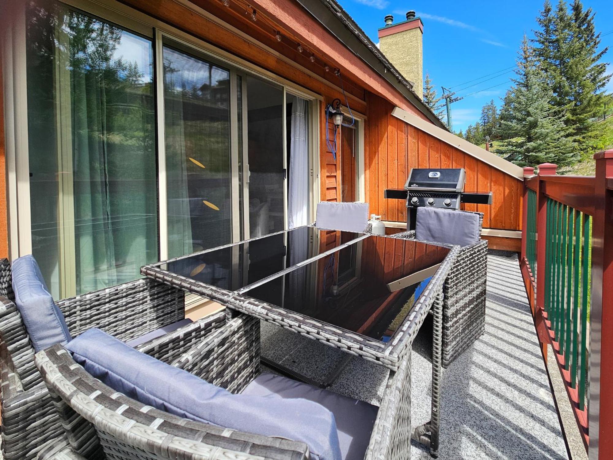 Horsethief Lodge By Stayin Panorama Bilik gambar