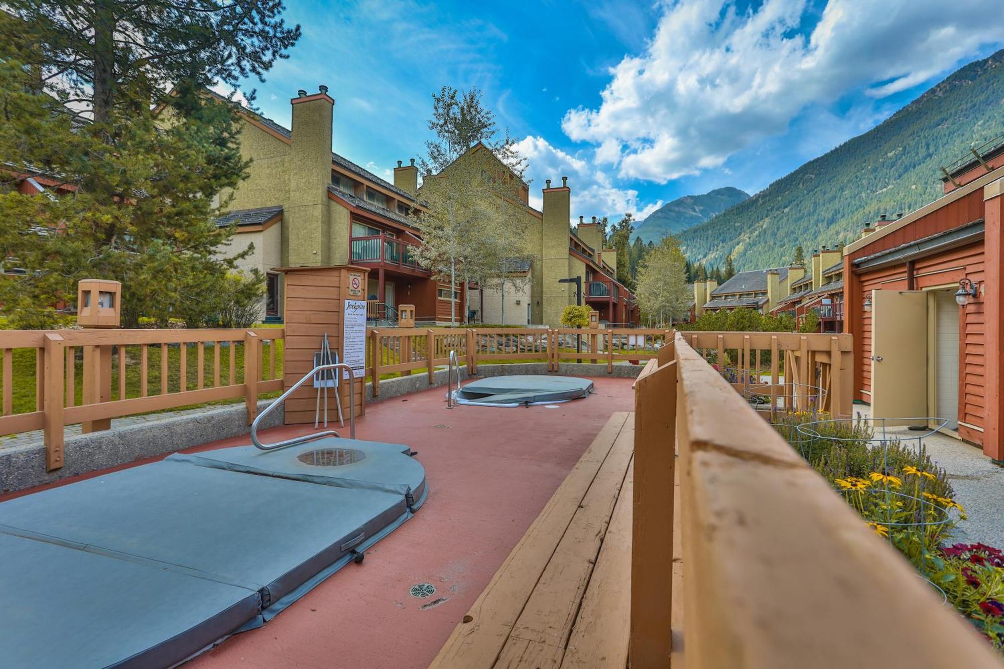 Horsethief Lodge By Stayin Panorama Luaran gambar